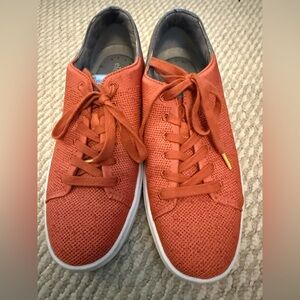 Men’s Earth Elements Rust Knit Sneakers - Size 9